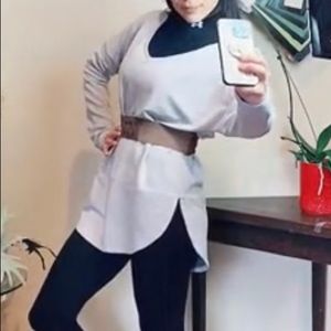 Balance Collection Long Sleeve Tunic TOP  Gorgeous shaping